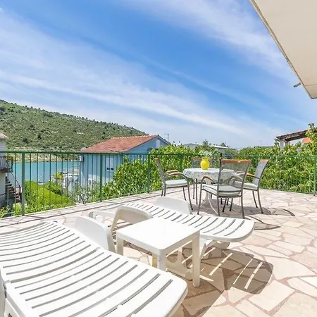 Seaside House Stupin Celine, - 6096 Σπίτι διακοπών