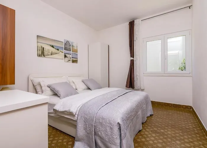 Seaside House Stupin Celine, - 6096 度假居 *