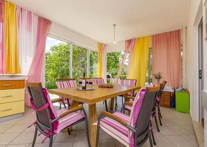 度假居 Seaside House Stupin Celine, - 6096 *